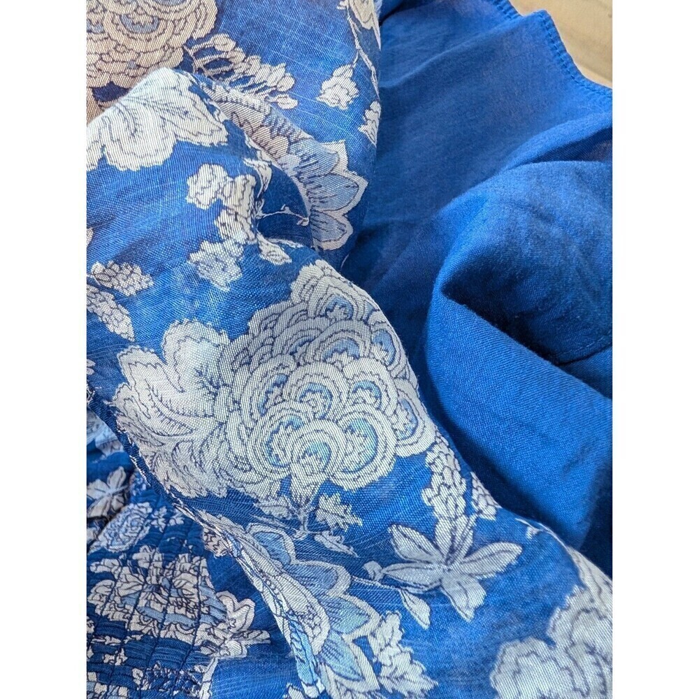 Vince Camuto V-Neck Peplum Top Blue and White Floral Blouse Top Size Small - Picture 9 of 15